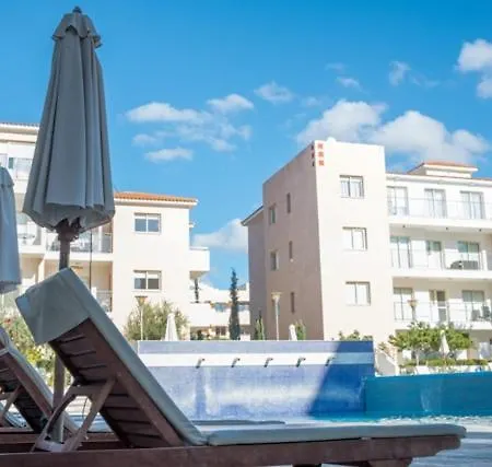 度假居 Elysia Park Modern Townhouse Paphos